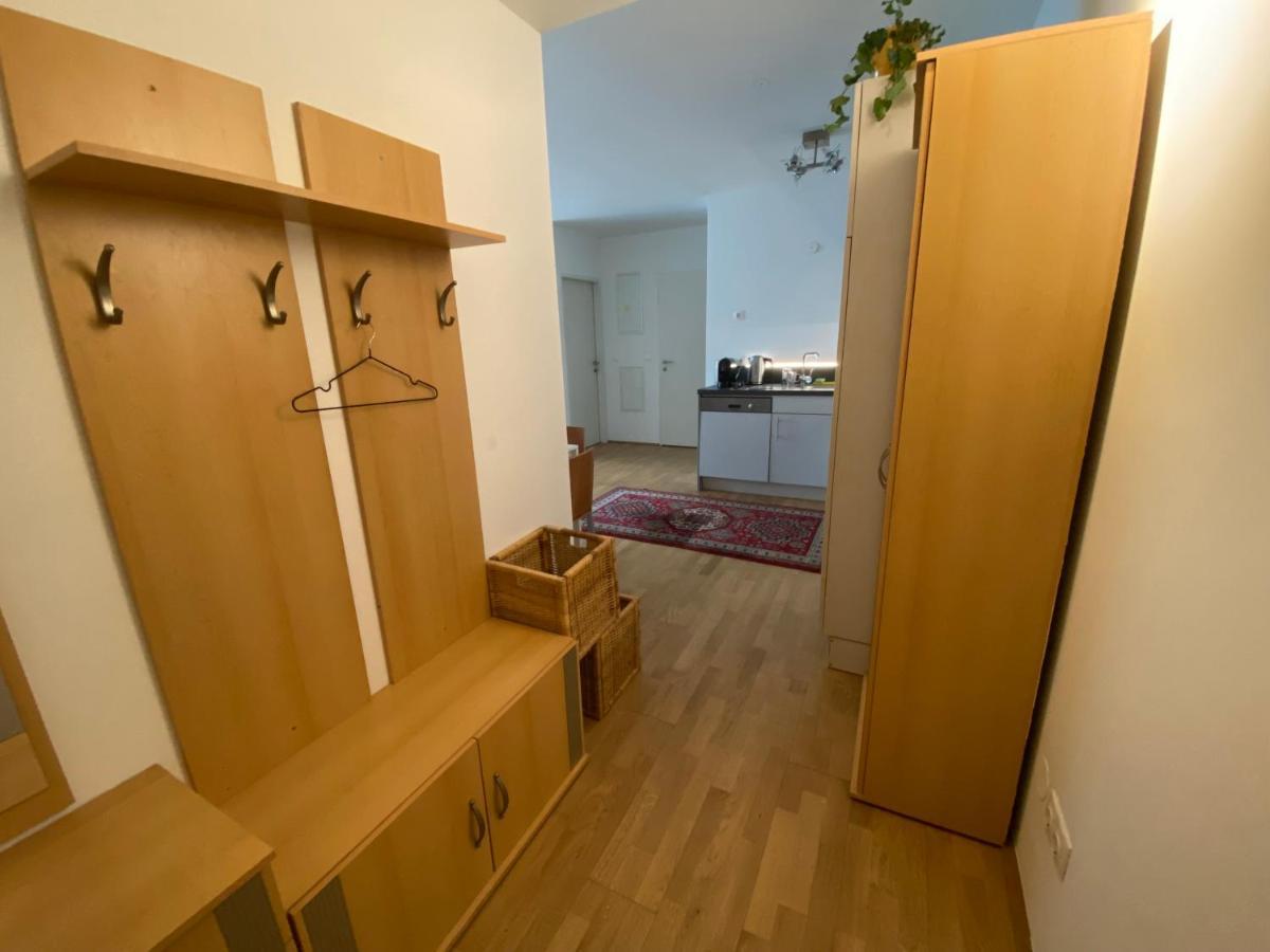 Apartment 9 Stops Away From City-Centre Wien Exteriör bild