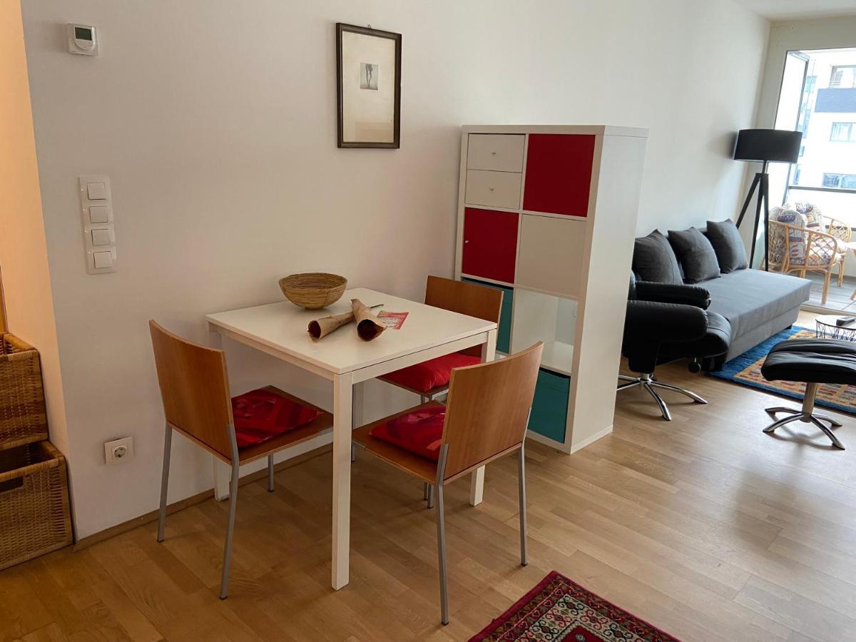 Apartment 9 Stops Away From City-Centre Wien Exteriör bild