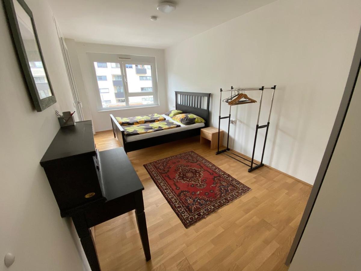 Apartment 9 Stops Away From City-Centre Wien Exteriör bild